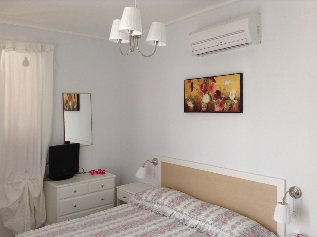 Hotel Santa Rosalia Marina di Camerota Værelse billede