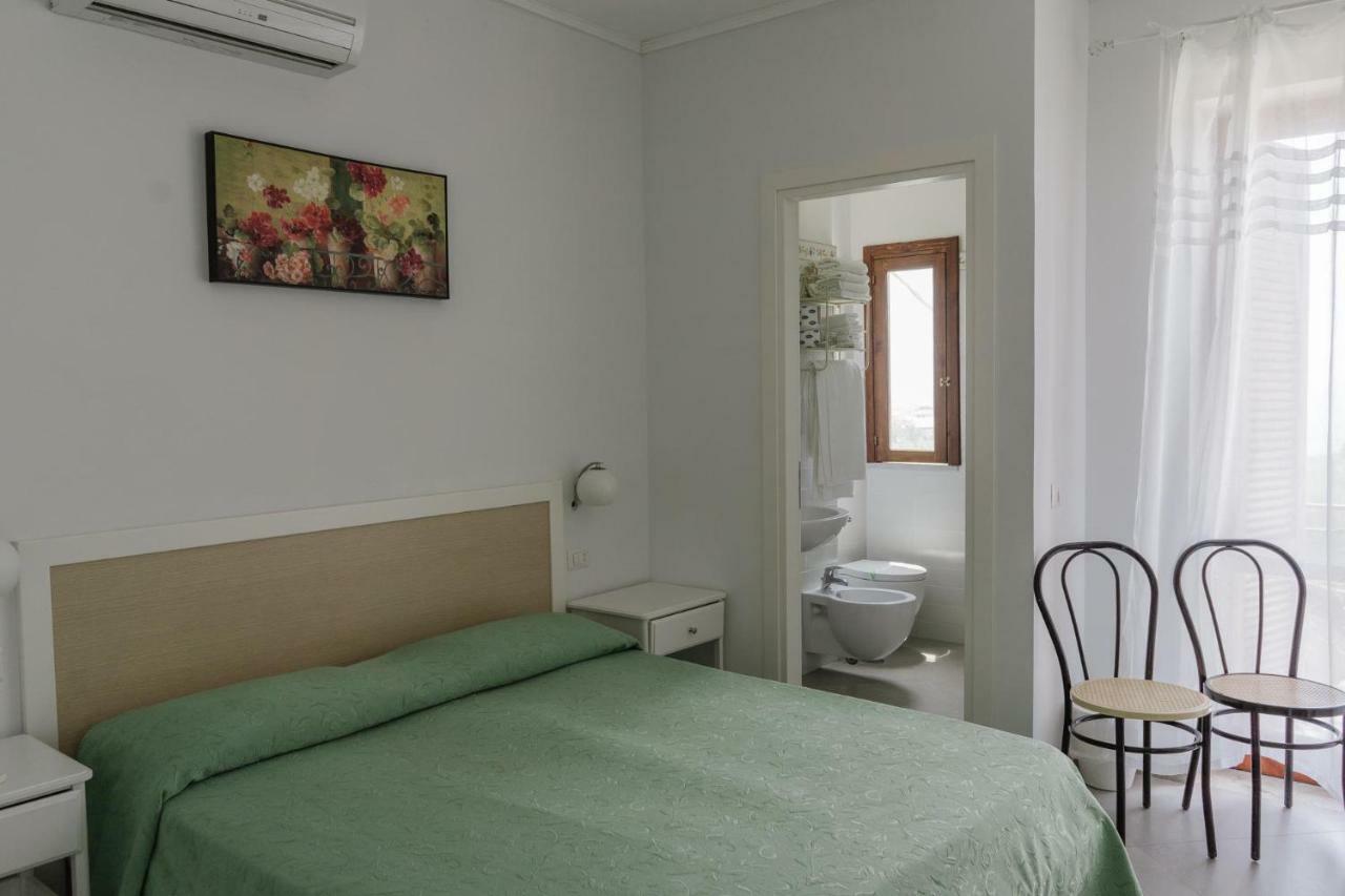 Hotel Santa Rosalia Marina di Camerota Eksteriør billede